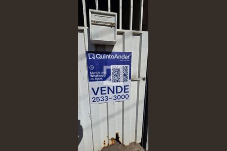 Casa à venda com 180m², 2 quartos e sem vaga Casa à venda com 180m², 2 quartos e sem vagaPlaquinha instalada