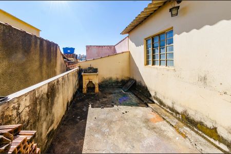 Casa à venda com 180m², 2 quartos e sem vaga Casa à venda com 180m², 2 quartos e sem vagaÁrea externa