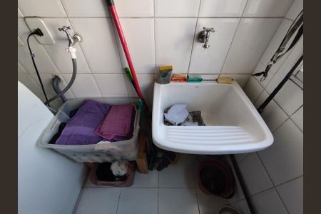 Apartamento à venda com 60m², 3 quartos e 1 vaga Apartamento à venda com 60m², 3 quartos e 1 vagaÁrea de Serviço