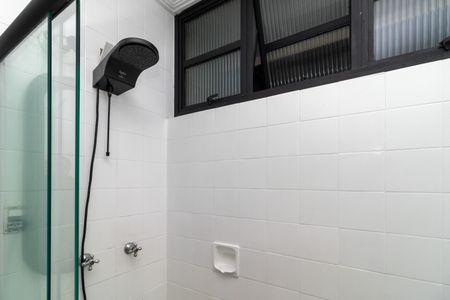 Apartamento à venda com 94m², 2 quartos e 1 vaga Apartamento à venda com 94m², 2 quartos e 1 vagaBanheiro