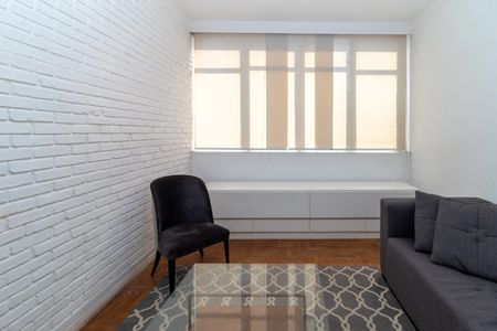 Apartamento à venda com 94m², 2 quartos e 1 vaga Apartamento à venda com 94m², 2 quartos e 1 vagaSala