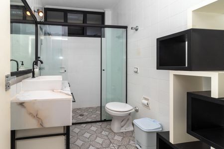 Apartamento à venda com 94m², 2 quartos e 1 vaga Apartamento à venda com 94m², 2 quartos e 1 vagaBanheiro