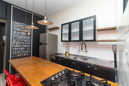 Apartamento à venda com 94m², 2 quartos e 1 vaga Apartamento à venda com 94m², 2 quartos e 1 vagaCozinha