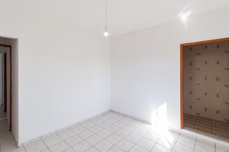 Casa para alugar com 120m², 3 quartos e 1 vaga Casa para alugar com 120m², 3 quartos e 1 vagaSuíte
