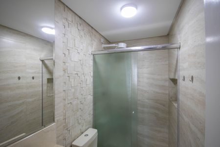 Apartamento à venda com 86m², 3 quartos e 2 vagas Apartamento à venda com 86m², 3 quartos e 2 vagasBanheiro Social