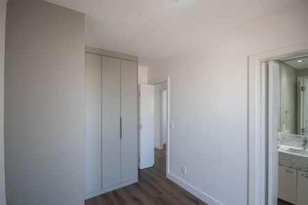 Apartamento à venda com 86m², 3 quartos e 2 vagas Apartamento à venda com 86m², 3 quartos e 2 vagasSuíte