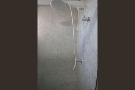 Apartamento à venda com 86m², 3 quartos e 2 vagas Apartamento à venda com 86m², 3 quartos e 2 vagasBanheiro da Suíte