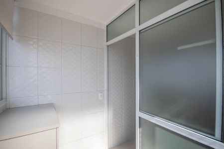 Apartamento à venda com 86m², 3 quartos e 2 vagas Apartamento à venda com 86m², 3 quartos e 2 vagasÁrea de Serviço