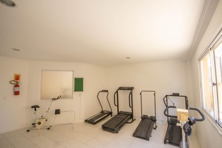 Apartamento à venda com 86m², 3 quartos e 2 vagas Apartamento à venda com 86m², 3 quartos e 2 vagasÁrea comum - Academia