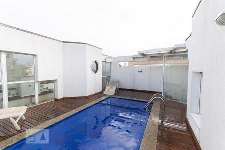 Apartamento à venda com 98m², 3 quartos e 2 vagas Apartamento à venda com 98m², 3 quartos e 2 vagasÁrea comum - Piscina