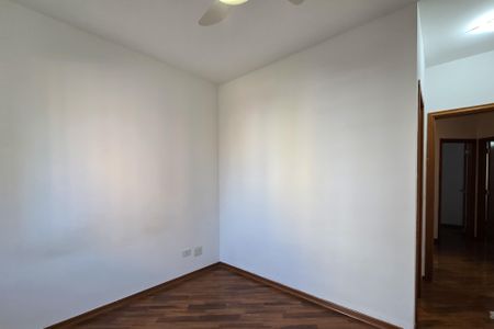 Apartamento à venda com 98m², 3 quartos e 2 vagas Apartamento à venda com 98m², 3 quartos e 2 vagasSuíte