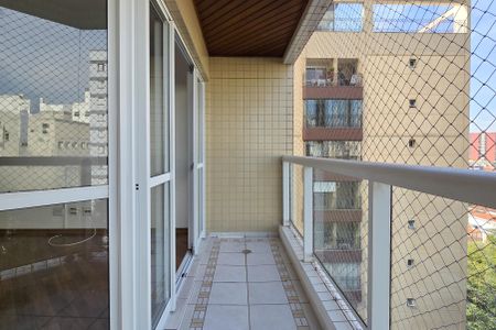 Apartamento à venda com 98m², 3 quartos e 2 vagas Apartamento à venda com 98m², 3 quartos e 2 vagasSacada