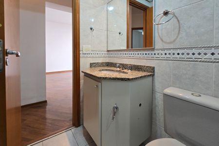 Apartamento à venda com 98m², 3 quartos e 2 vagas Apartamento à venda com 98m², 3 quartos e 2 vagasBanheiro Social
