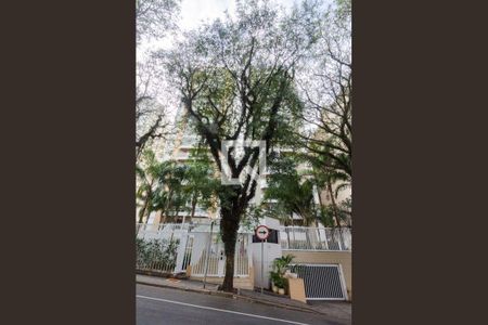 Apartamento à venda com 98m², 3 quartos e 2 vagas Apartamento à venda com 98m², 3 quartos e 2 vagasFachada