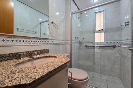 Apartamento à venda com 98m², 3 quartos e 2 vagas Apartamento à venda com 98m², 3 quartos e 2 vagasBanheiro Social