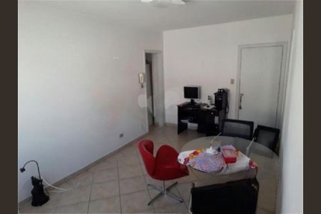 Apartamento à venda com 48m², 1 quarto e sem vaga