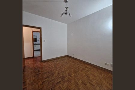 Casa à venda com 208m², 3 quartos e 4 vagas