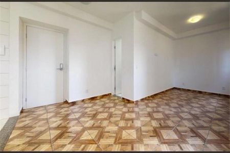 Apartamento à venda com 32m², 1 quarto e 1 vaga