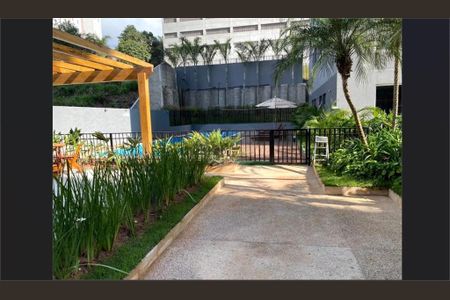 Apartamento à venda com 32m², 1 quarto e 1 vaga