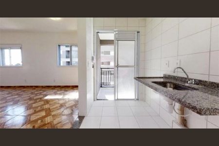 Apartamento à venda com 32m², 1 quarto e 1 vaga