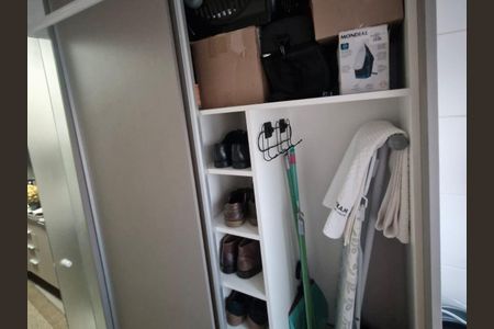 Apartamento à venda com 81m², 3 quartos e 1 vaga Apartamento à venda com 81m², 3 quartos e 1 vagaÁrea de Serviço