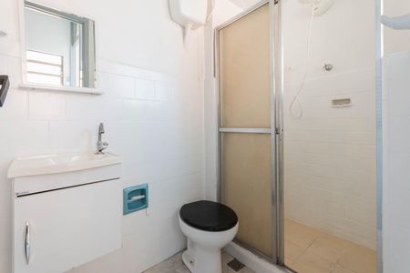 Casa à venda com 60m², 2 quartos e sem vaga Casa à venda com 60m², 2 quartos e sem vagaBanheiro