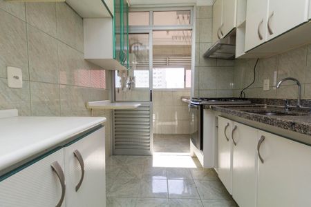 Apartamento à venda com 60m², 3 quartos e 2 vagas Apartamento à venda com 60m², 3 quartos e 2 vagasCozinha