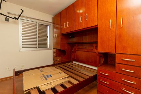 Apartamento à venda com 60m², 3 quartos e 2 vagas Apartamento à venda com 60m², 3 quartos e 2 vagasQuarto 1