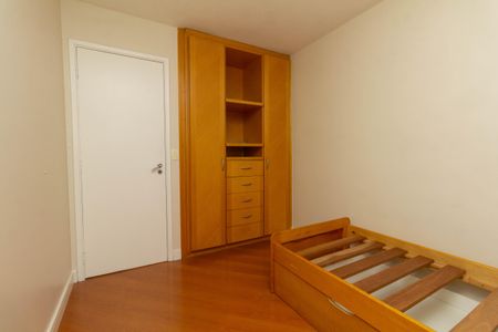 Apartamento à venda com 60m², 3 quartos e 2 vagas Apartamento à venda com 60m², 3 quartos e 2 vagasQuarto 2