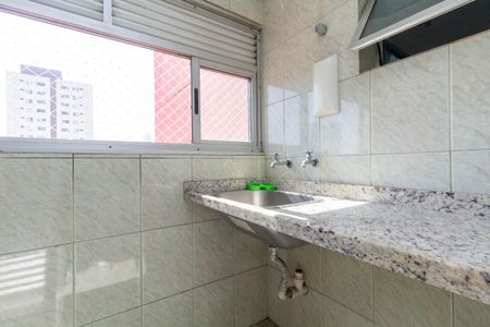 Apartamento à venda com 60m², 3 quartos e 2 vagas Apartamento à venda com 60m², 3 quartos e 2 vagasÁrea de Serviço