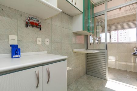 Apartamento à venda com 60m², 3 quartos e 2 vagas Apartamento à venda com 60m², 3 quartos e 2 vagasCozinha