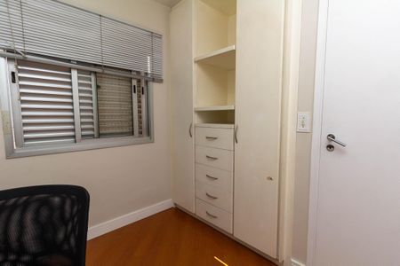Apartamento à venda com 60m², 3 quartos e 2 vagas Apartamento à venda com 60m², 3 quartos e 2 vagasQuarto 3
