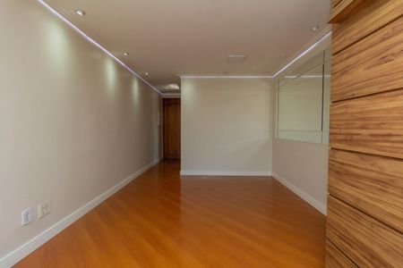 Apartamento à venda com 60m², 3 quartos e 2 vagas Apartamento à venda com 60m², 3 quartos e 2 vagasSala