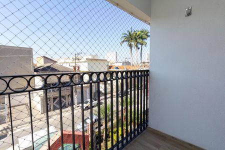 Apartamento à venda com 60m², 3 quartos e 2 vagas Apartamento à venda com 60m², 3 quartos e 2 vagasVaranda