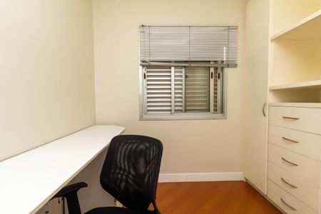 Apartamento à venda com 60m², 3 quartos e 2 vagas Apartamento à venda com 60m², 3 quartos e 2 vagasQuarto 3