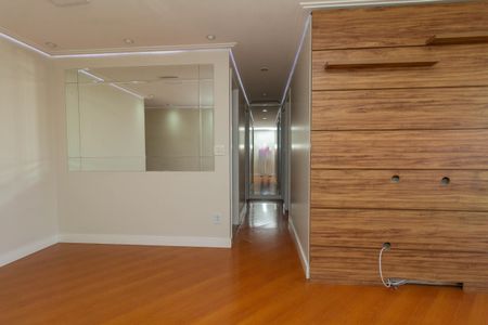 Apartamento à venda com 60m², 3 quartos e 2 vagas Apartamento à venda com 60m², 3 quartos e 2 vagasSala