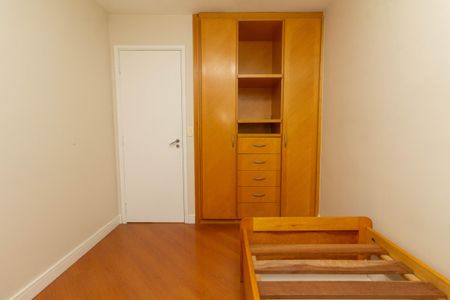 Apartamento à venda com 60m², 3 quartos e 2 vagas Apartamento à venda com 60m², 3 quartos e 2 vagasQuarto 2
