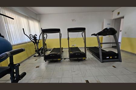 Apartamento à venda com 60m², 3 quartos e 2 vagas Apartamento à venda com 60m², 3 quartos e 2 vagasÁrea comum - Academia