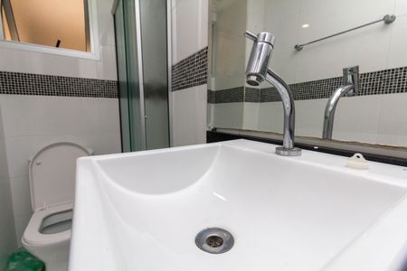 Apartamento à venda com 60m², 3 quartos e 2 vagas Apartamento à venda com 60m², 3 quartos e 2 vagasBanheiro Social