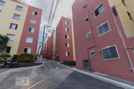 Apartamento à venda com 48m², 2 quartos e 1 vaga Apartamento à venda com 48m², 2 quartos e 1 vagaFachada