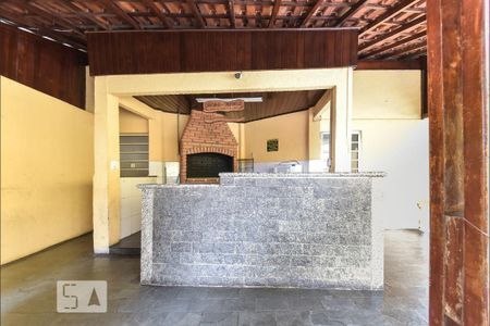 Apartamento à venda com 48m², 2 quartos e 1 vaga Apartamento à venda com 48m², 2 quartos e 1 vagaÁrea comum - Churrasqueira