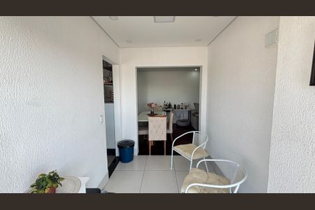 Apartamento à venda com 80m², 3 quartos e 2 vagas Apartamento à venda com 80m², 3 quartos e 2 vagasVaranda da Sala