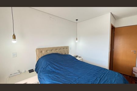 Apartamento à venda com 80m², 3 quartos e 2 vagas Apartamento à venda com 80m², 3 quartos e 2 vagasSuíte