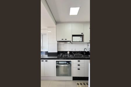 Apartamento à venda com 80m², 3 quartos e 2 vagas Apartamento à venda com 80m², 3 quartos e 2 vagasCozinha