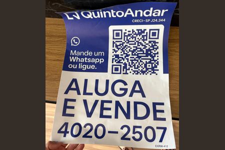 Apartamento à venda com 54m², 2 quartos e 1 vaga Apartamento à venda com 54m², 2 quartos e 1 vagaPlaca