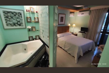 Apartamento à venda com 131m², 4 quartos e 2 vagas