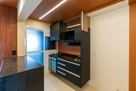 Apartamento à venda com 90m², 2 quartos e 2 vagas Apartamento à venda com 90m², 2 quartos e 2 vagasCozinha