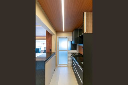 Apartamento à venda com 90m², 2 quartos e 2 vagas Apartamento à venda com 90m², 2 quartos e 2 vagasCozinha