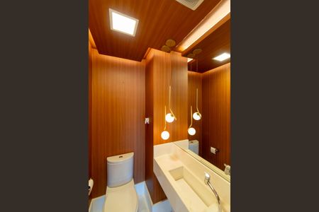 Apartamento à venda com 90m², 2 quartos e 2 vagas Apartamento à venda com 90m², 2 quartos e 2 vagasLavabo