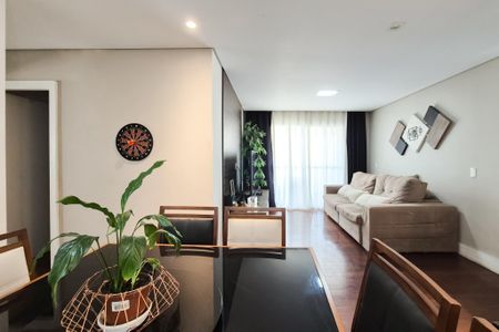 Apartamento à venda com 104m², 3 quartos e 2 vagas Apartamento à venda com 104m², 3 quartos e 2 vagasSala